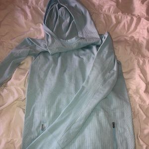 LULULEMON SWIFTLY HOODIE